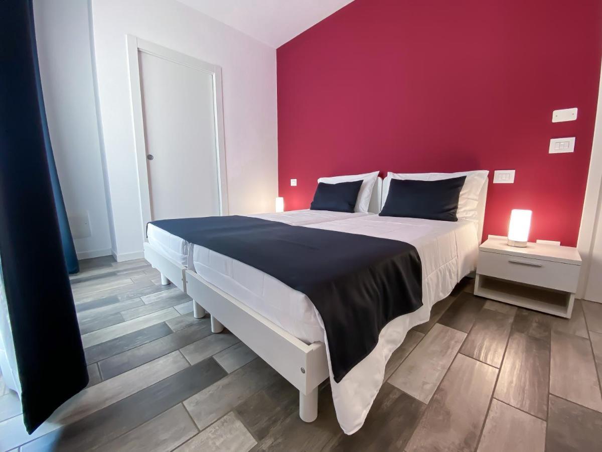Bonne Nuit Guest House Azzano San Paolo Exterior photo